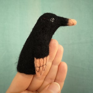 Fingerpuppe Maulwurf Bild 1