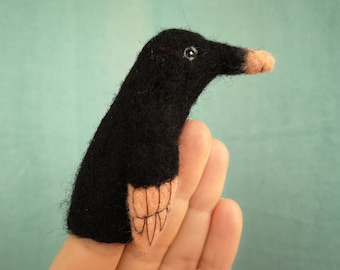 finger puppet mole