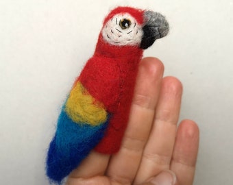 finger puppet scarlet macaw