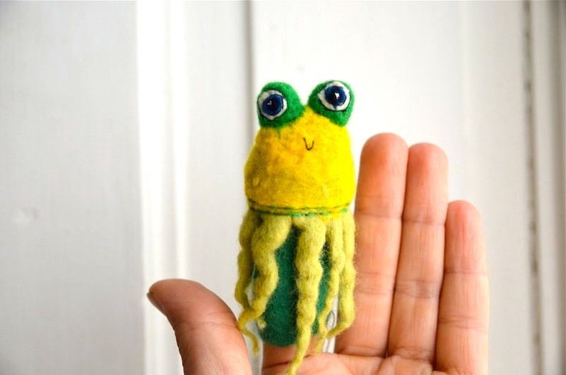 Fingerpuppe grüngelber Oktopus Bild 1