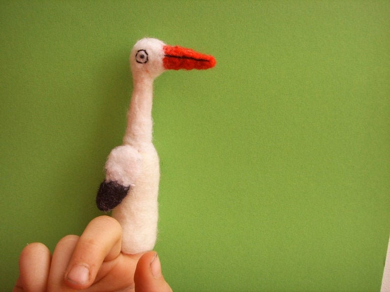 Fingerpuppe Storch Bild 1