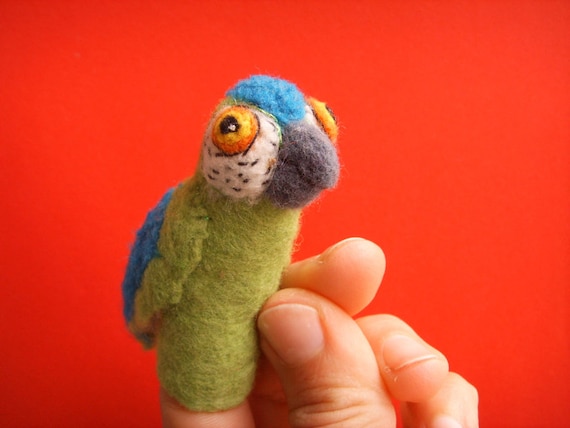 puppet parrot