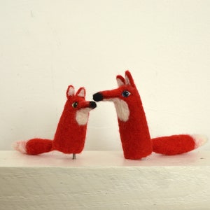 finger puppet fox image 6