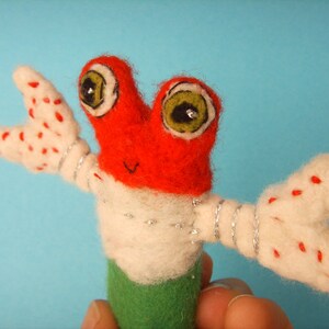 finger puppet italian crab image 4