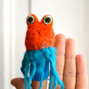 Fingerpuppe rotblauer Oktopus Bild 1