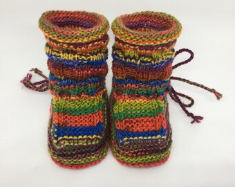 Gestrickte Babyschühchen,Babystiefel bunt