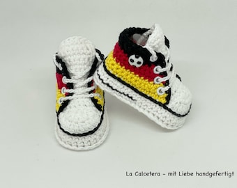 Babybooties, Sneakers, Trainers  black red gold