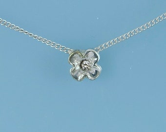 Halskette, Collier, Shortei, Weiß-Gold 333, Blüte mit Diamant, 38 cm-Kette