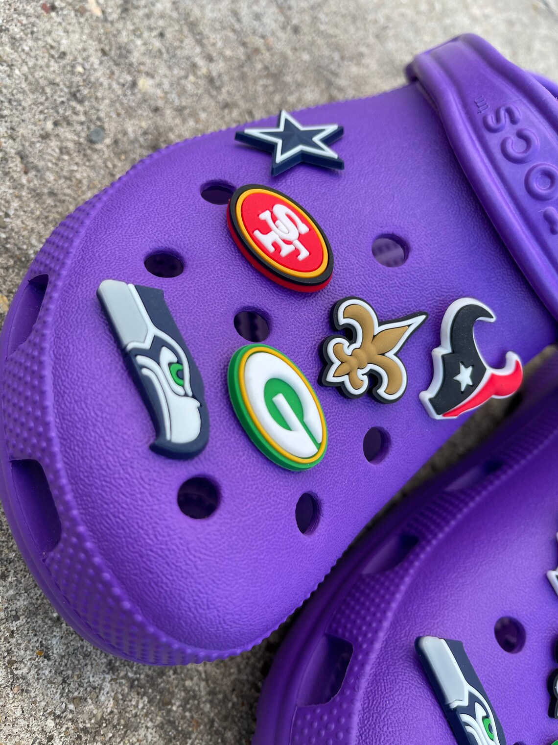 croc charms nike
