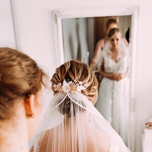 BRIDAL HAIR ACCESSORIES // Bridal hair accessories with ceramic flowers and pearls Made in Germany image 1