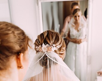 ACCESSORI PER CAPELLI DA SPOSA // Accessori per capelli da sposa con fiori in ceramica e perle Made in Germany