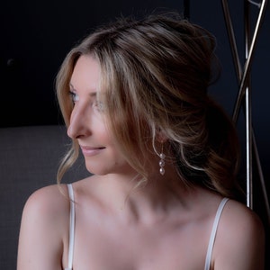 LUZ | Bridal earrings with baroque freshwater pearls