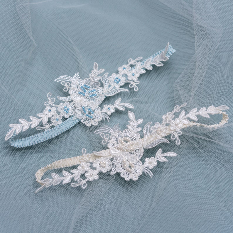 HOCHZEIT BRAUT STRUMPFBAND Spitzenblumen bestickt mit Perlen Boho Strumpfband für die Braut mit etwas blaues Bridal Garter Bild 5
