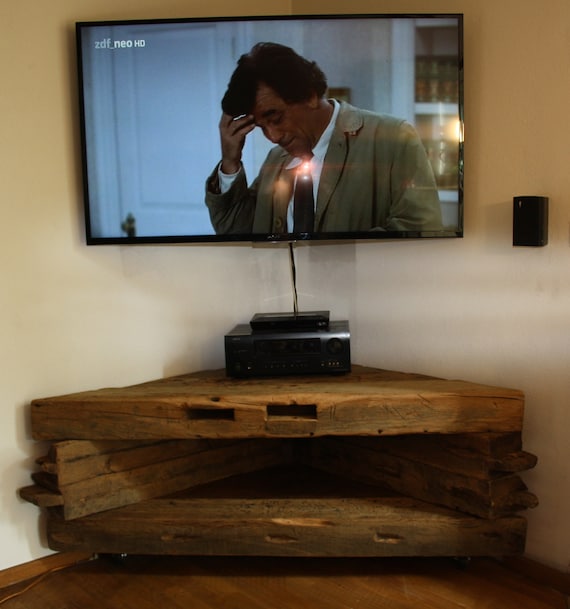 MUEBLE DE TV DE MADERA ZAMBEZE estilo Rústico