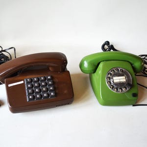 Oude telefoons, vintage telefoons, telefoons uit de jaren 70