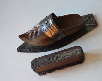 old clothes or shoe brushes
