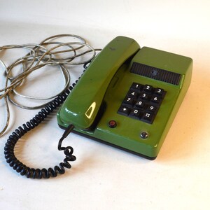 Oude telefoon, vintage telefoons, jaren 70 telefoons, helaas kapot
