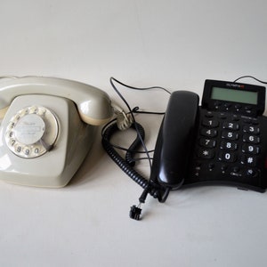 old telephones, vintage telephones, 70s telephones, image 1