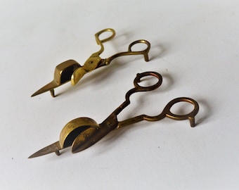 old candle scissors in brass, wick scissors,