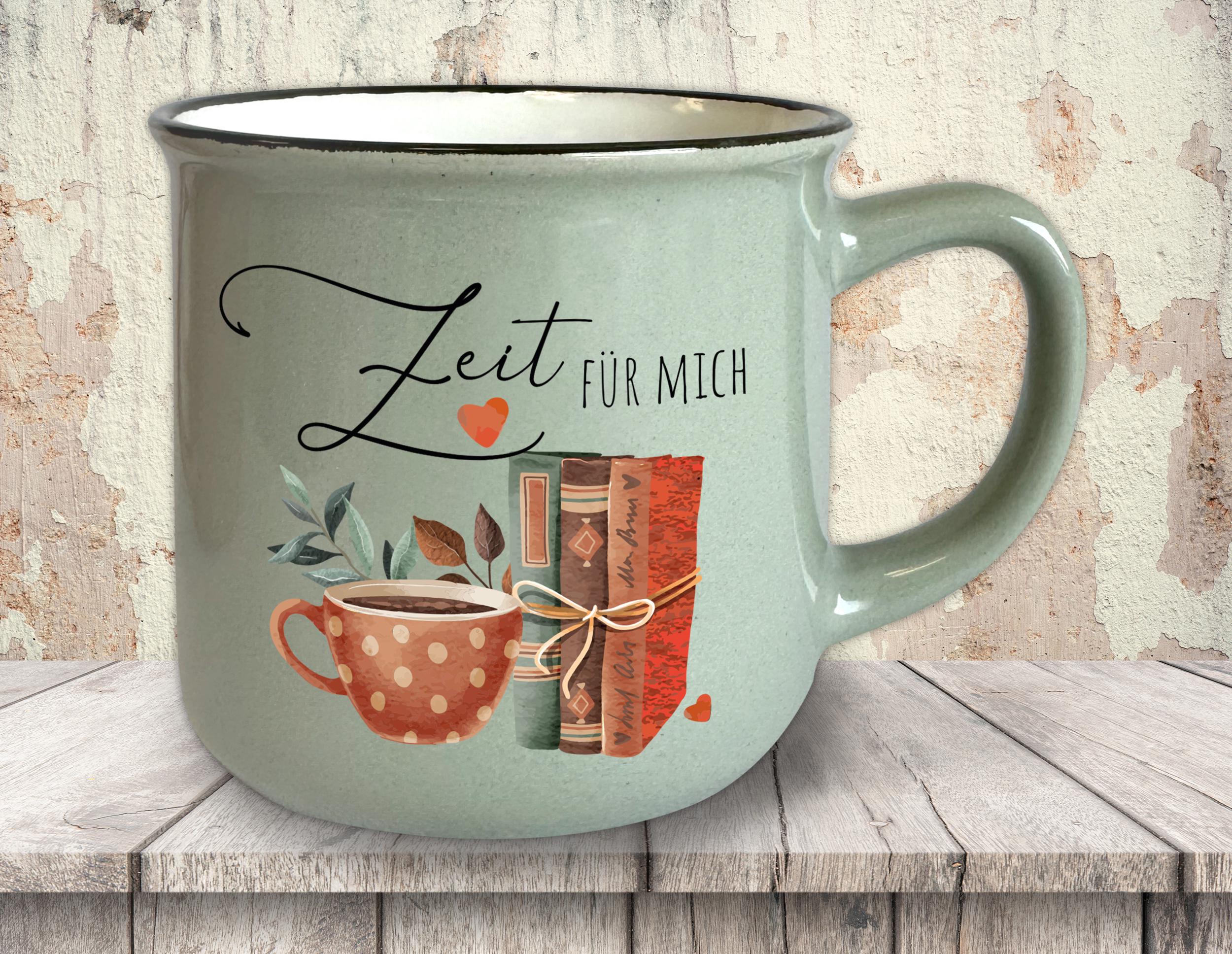 Bücher tasse