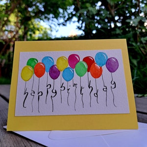 Carte joyeux anniversaire ballons faits à la main aquarelles- carte ballons aquarelles faits à la main - carte d'anniversaire - joyeux anniversaire