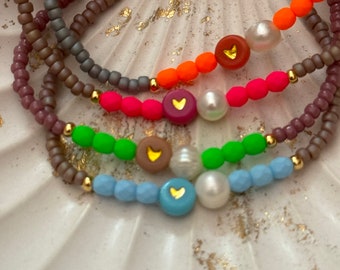 Pearl bracelet neon heart elastic freshwater pearl good mood