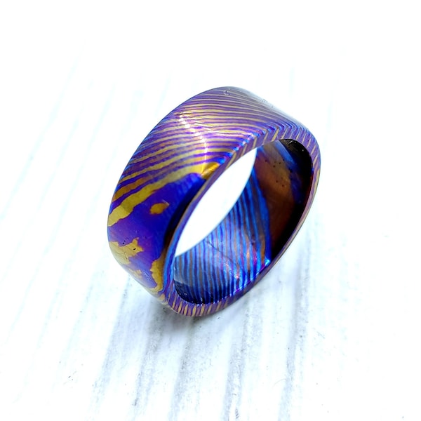 Anillo de titanio Timascus hecho a mano: Rainbow Mokuti Damascus