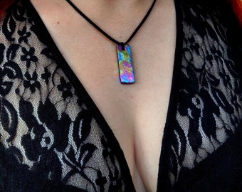 Colgante de barra de titanio arcoíris forjado genuino, colgante de titanio ligero, joyería hipoalergénica, joyería de titanio, collar de acero de titanio