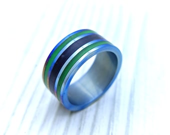 Glowing Green Titanium Ring with Carbon Fiber Inlay - Stylish EDC Ring for Everyday Carry Enthusiasts and Disco Lovers