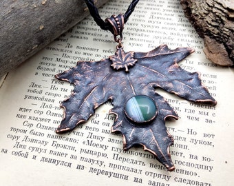 Maple leaf necklace, Metal leaf pendant,Agate jewelry,Metal leaf jewelry,Maple leaf jewelry,Copper leaf pendant,Maple jewelry,Nature Jewelry