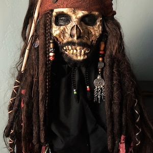 Peluca pirata hecha a mano: réplica de Piratas del Caribe, estilo Sparrow