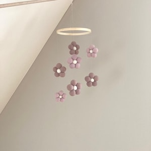 Mobile baby flowers pink cream baby mobile daisies felt flowers mobile flowers nursery hanging decoration flowers mobile cot flowers boho