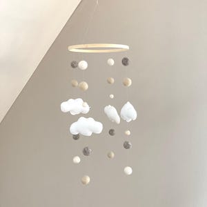 Mobilne filcowe chmury dla dzieci mobilne mobilne łóżeczko dekoracja pokoju dziecięcego Mobile Bebe prezent prezent w ciąży narodziny Baby Shower