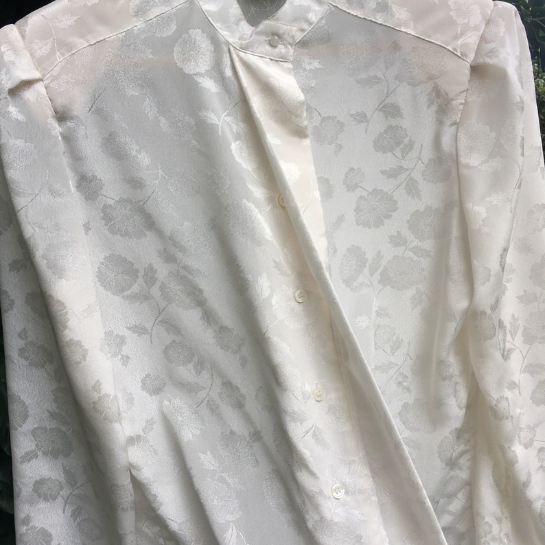 collared blouse shimmering white blouse embossed blouse long sleeve top Vintage 1980s80s semi-sheer white blouse white floral top ML