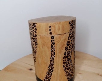 Einzigartige Holzdose