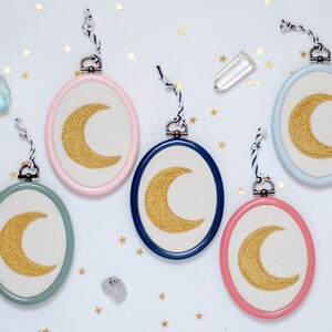 chainstitch embroidery Zodiac signs mini embroidered hoop