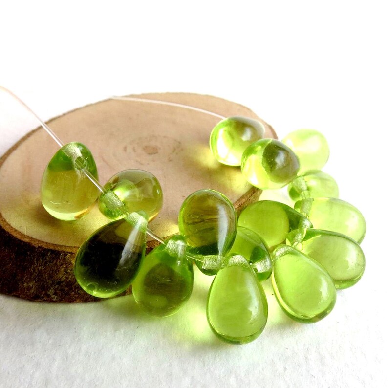 20pcs Czech Glass Teardrop Beads for Jewelry Making Light Olive Green 6mm X 9mm