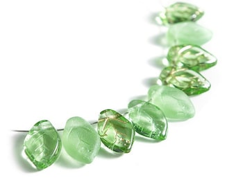 Czech Glass Beads - 40 or 200 pcs Peridot Green Leaf Beads for Jewelry Making 7mm X 12mm