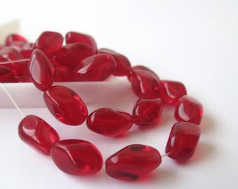20 or 100 pcs 11mm Garnet Red Twisted Oval Czech Glass Beads for Jewelry Making
