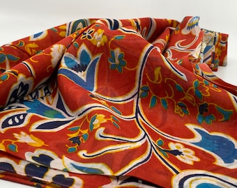 Large cotton scarf with stylized floral print