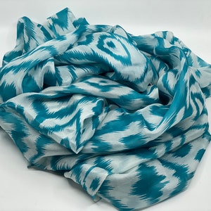 Fine silk! Large, light scarf