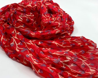 Fashionable, light silk scarf!