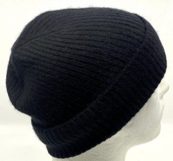 Kashmir: Super Warm Ribbed Knit Hat in Black - Etsy display picture 3