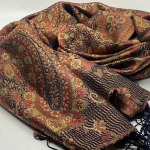 Elegant silk scarf for women or men!