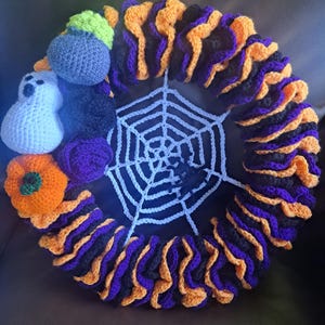 Crochet Halloween Wreath and Amigurumi Pattern