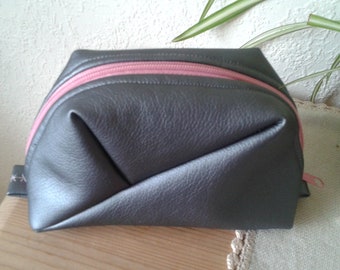 Utensilo Cosmetic Bag