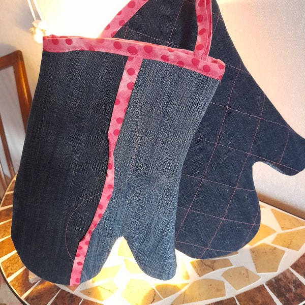 Paar Ofenhandschuhe upcycling Jeans blau rot Jeans Topflappen