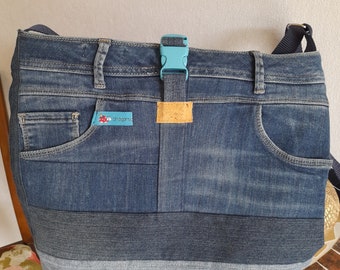 Sac à bandoulière upcycling jeans bleu shopper