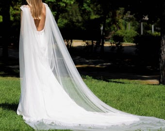 Bruidscape, vleugels sluier