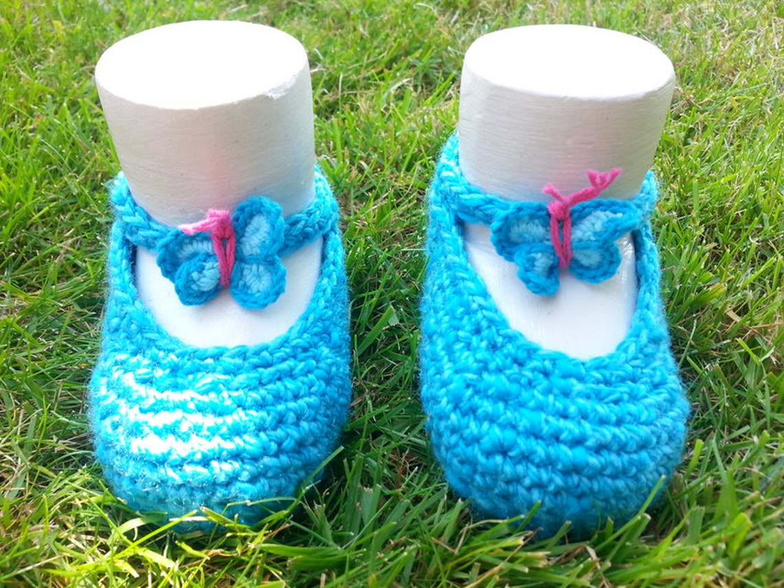 turquoise baby shoes